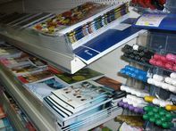 Roham a papírboltokban