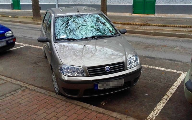 Parkolásból „jeles”