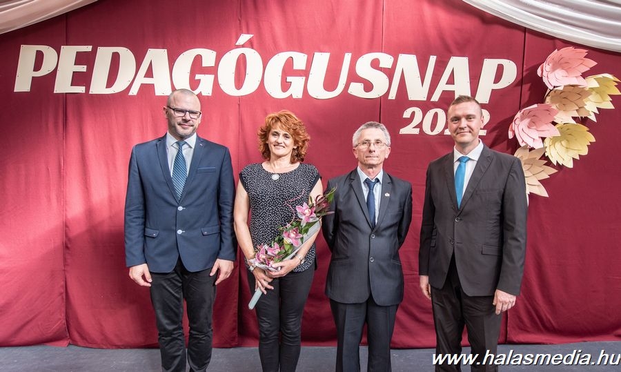 Elismerték pedagógusainkat (galéria)