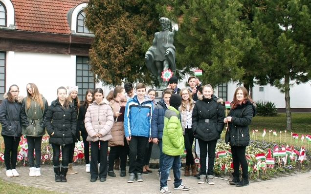 Felsős diákok a Gyergyó-vidéken