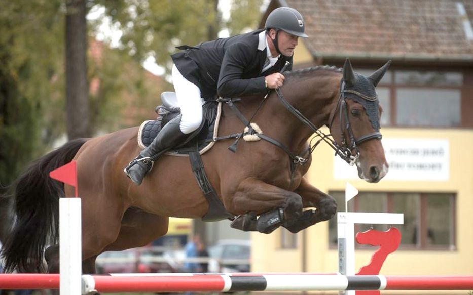 Indul a szabadtéri lovas szezon