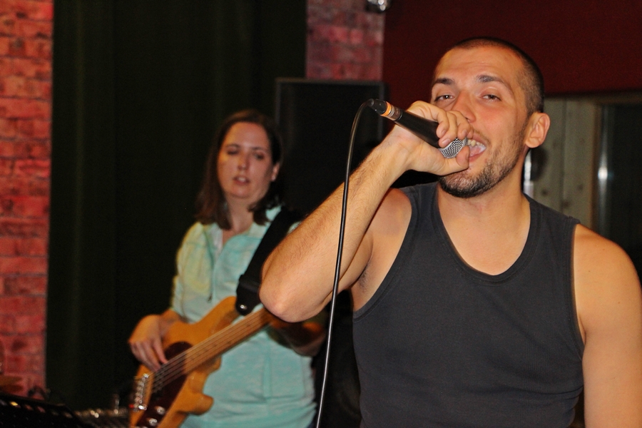 (►) Vanott – klip halasi képsorokkal