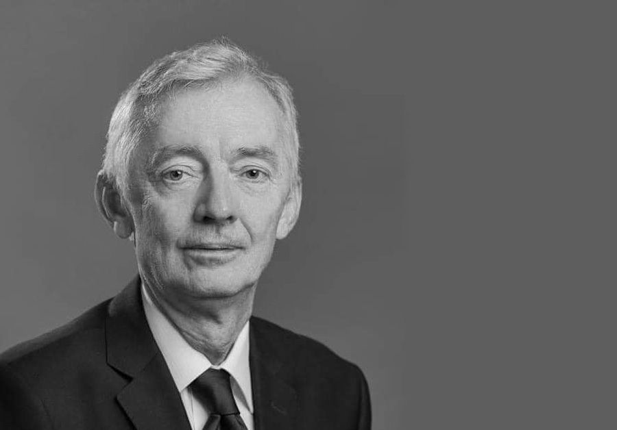 Elhunyt Rausch Sándor