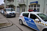 Garázdaság miatt indult eljárás a késsel fenyegetőző ellen