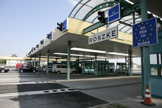 Tompa fellélegezhet, megnyílt Röszke