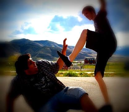 Üdvöt hozott a nagyon durva arcrúgás