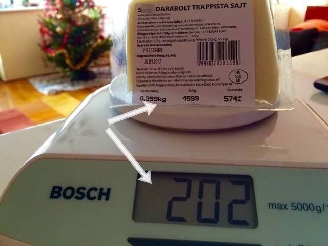 Olvasónk küldte: hol a kifizetett 15 dkg sajt?