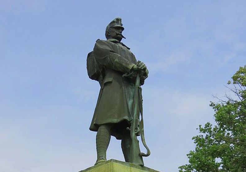 Irodalomról és Halasról