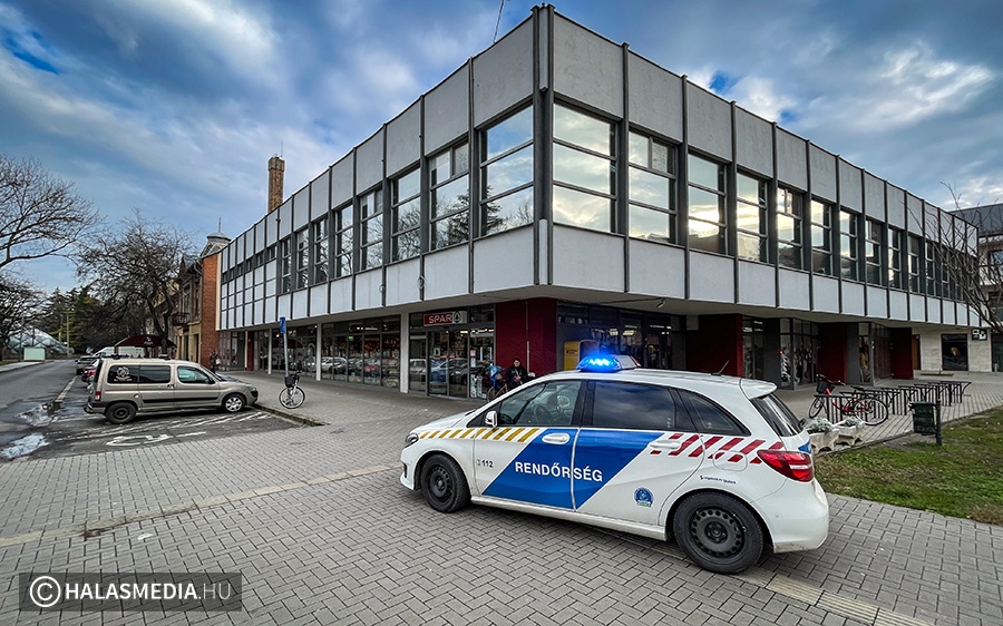 Lopás, megint a belvárosi üzletből