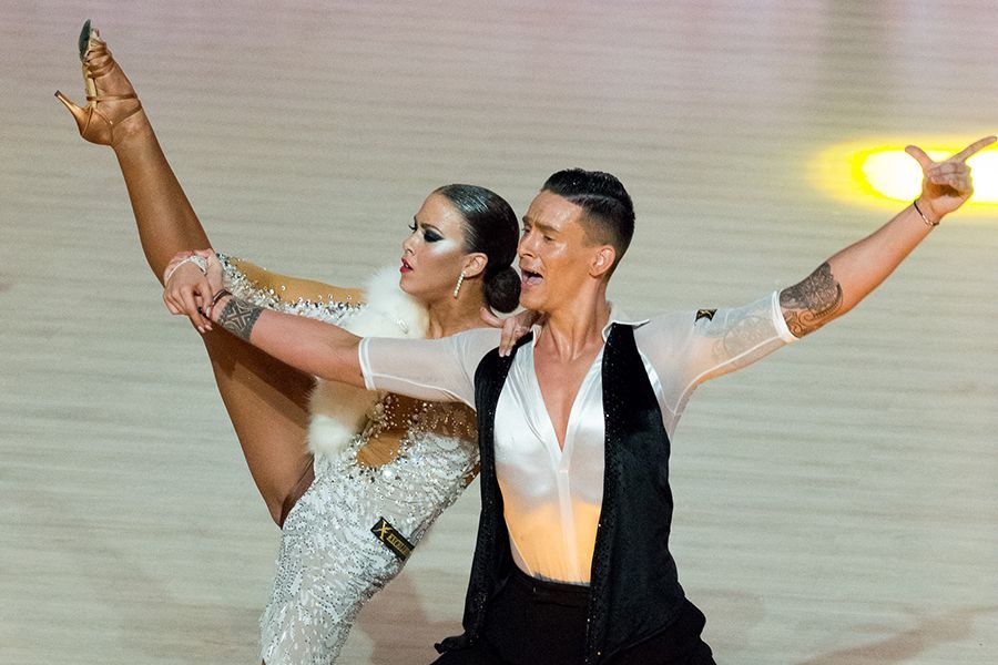 Sikeres Stúdió 2000 negyedév