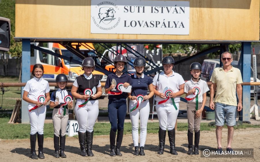 Forró szabadidő lovasverseny, hazai sikerekkel (galéria)