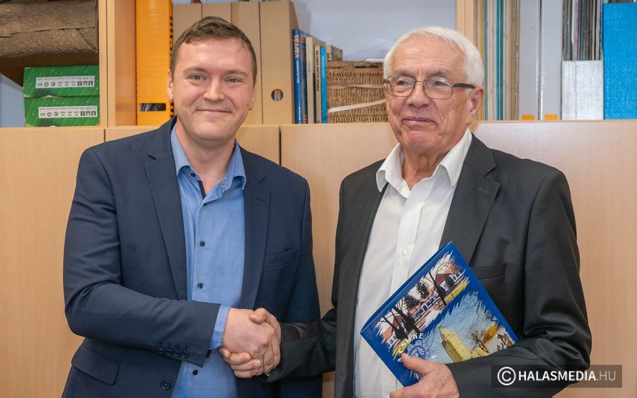 (►) Értékdíjátadással emlékeztek az Öreg Szuhay alkotójára (galéria)