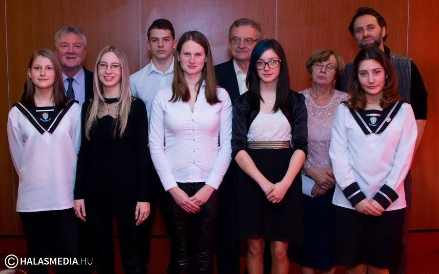 Versekkel emlékeztek Hatvani Zoltánra