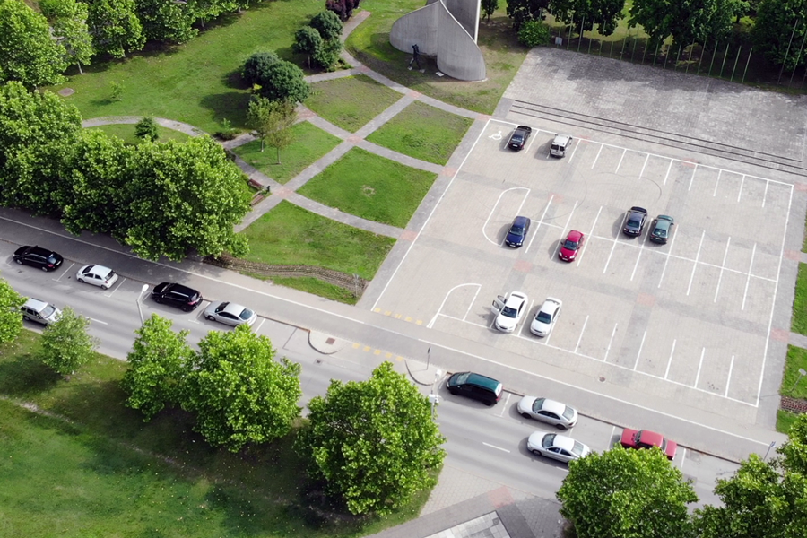 Figyelem! Részleges lezárások lesznek a Semmelweis téren