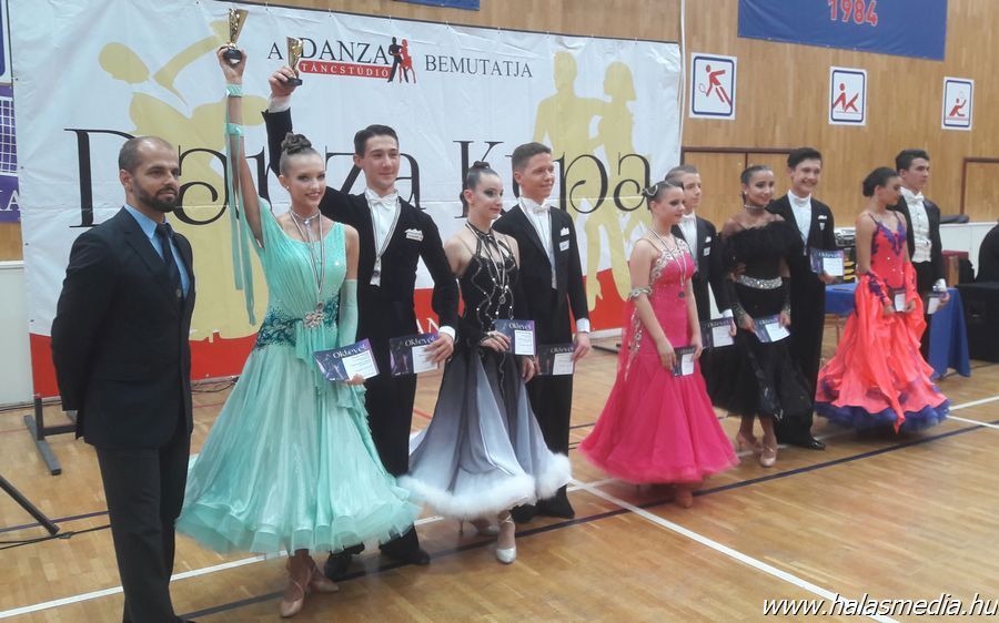 Studiós érmek nyár elején