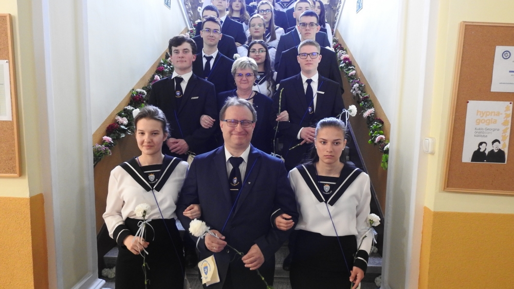 (►) Ilyen volt a Szilády-gimnázium ballagása