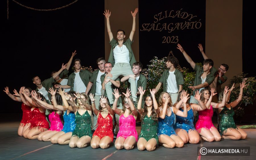 (►) Szilády szalagavató: örömtáncok közönségsikerrel (galéria)