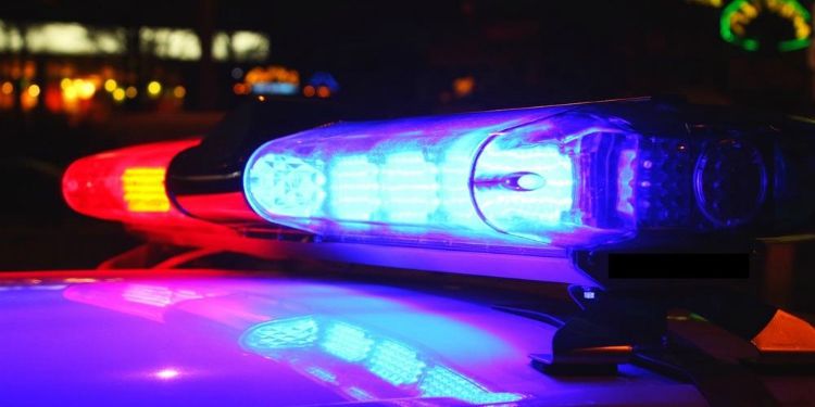 Felhajtott a járdaszigetre