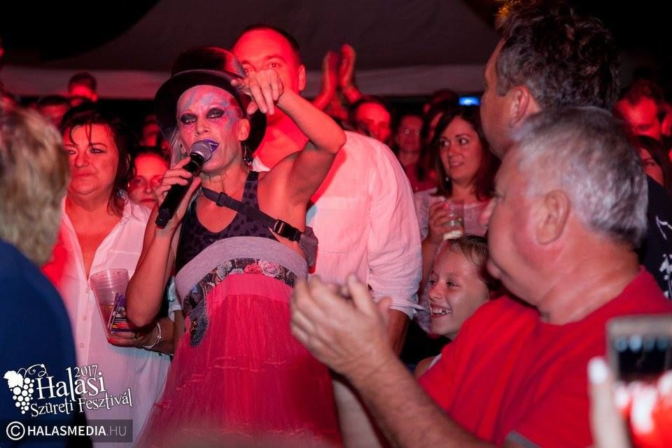 Kezdjetek el élni...