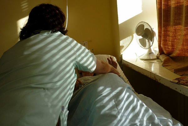 Takarókat vár a kórház