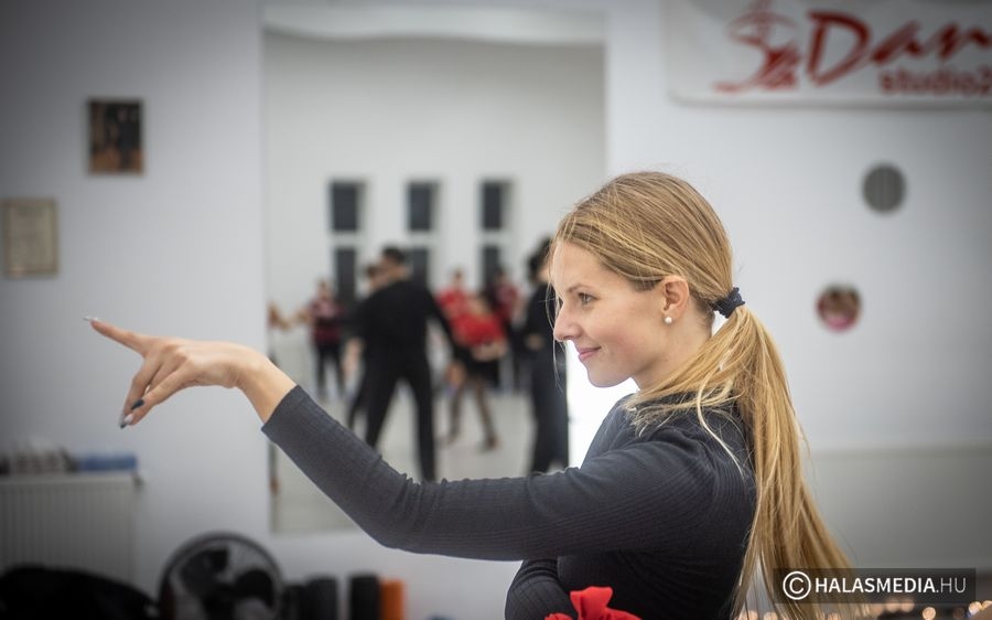 Megmutatták az ünnepek után, munkában a versenytáncosok (galéria)