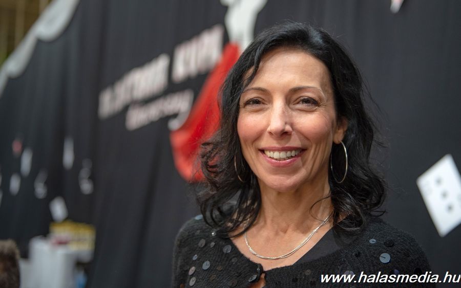 Stúdiós évértékelés és tervek