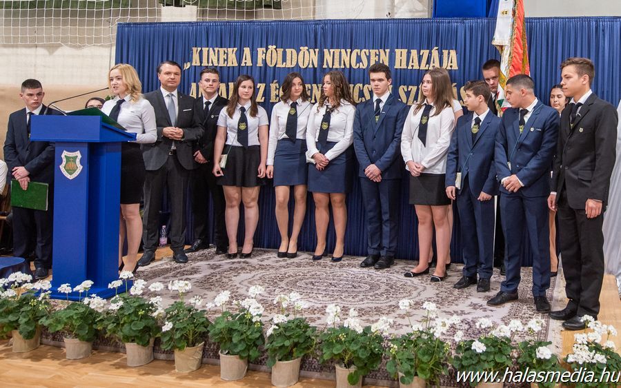 Kivételes évfolyamtól búcsúztak a tekósok (galéria)