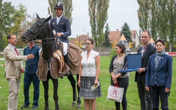 Dupla Pataki Ménes siker a döntőkben