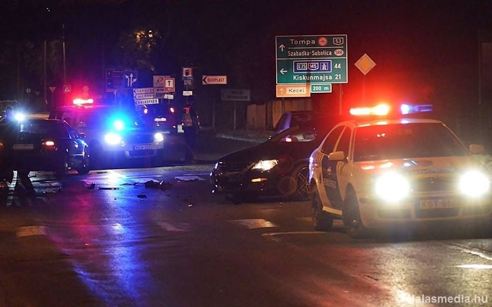 Törtek az autók éjjel