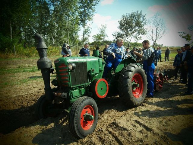 Úgy csépeltek, mint régen