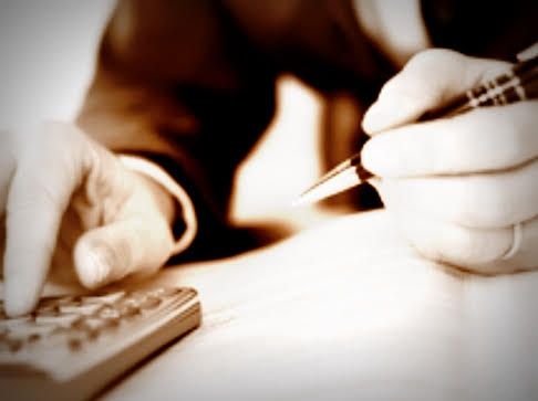 Durva: 413 milliót csaltak a halasi számlagyárban