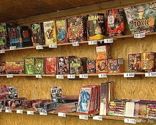 Tűzijáték - még egy napig visszaveszik