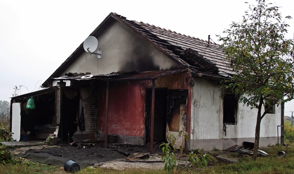 Megsérült a tulajdonos a tűzben (friss fotóval)