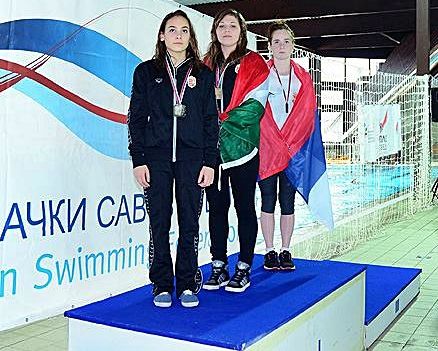 Újabb halasi úszószenzáció