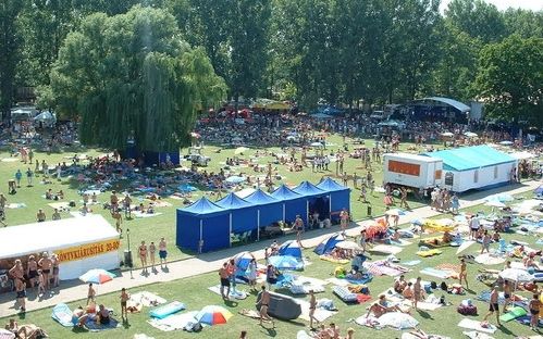 Kétnapos buli a tóparton