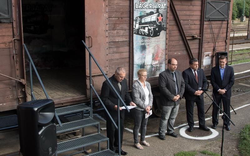 Kiskunhalason áll a Lágerjárat