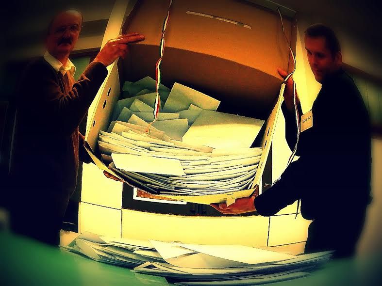  Még a haverjaik sem szavaztak rájuk…