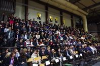 Bővítenék a csarnok vészkijáratait