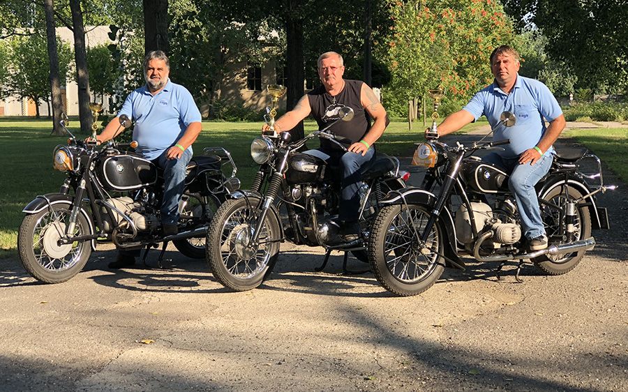 Taroltak veterán motorosaink