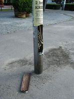 Újabb életveszélyes oszlop