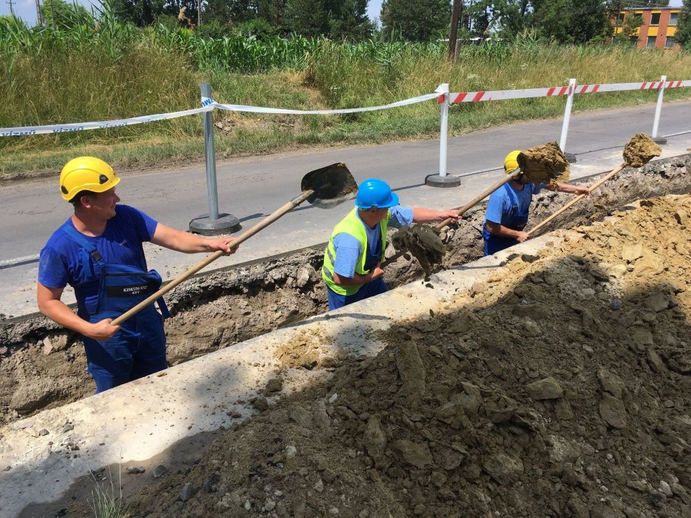 Jó ütemben haladnak a felújítások