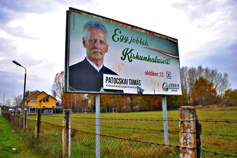 Határidő után is sok a választási plakát