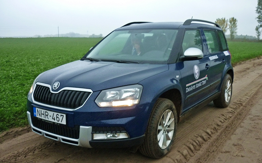 Yeti járja a tanyavidéket