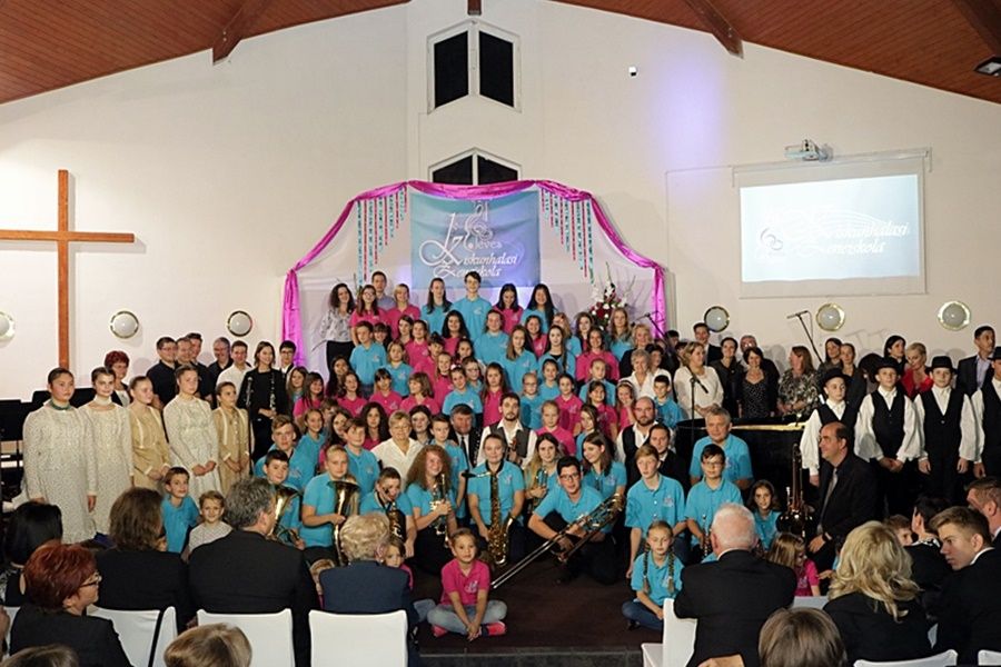 60 éves a halasi zeneiskola