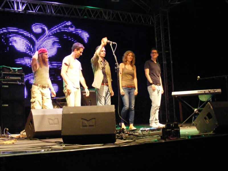 Rajongóból zenekari tag