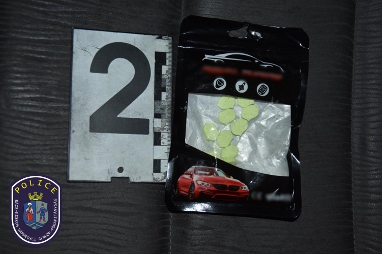 Két dílert és egy fogyasztót fogtak a rendőrök