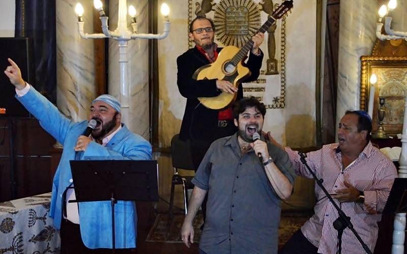 A Back to the Roots Halason muzsikált