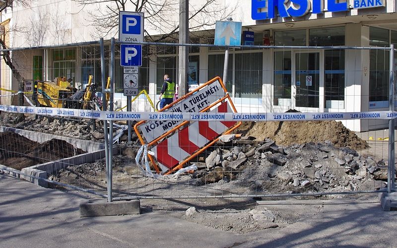 Nem tudtak a vezetékről, átvágták