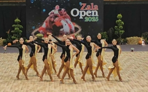 Versenytánc: formációs bronz, külföldi és hazai stúdiós sikerek